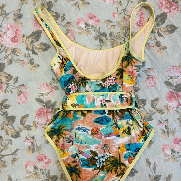 MERMAID POINT Belted Alémais one piece swimsuit size S from Shopbop ☀️💐 - Picture 8 of 10